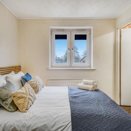 Executive 4 Bedroom Town House In Canada Water Free Wifi & Parking By City Stay Aparts ลอนดอน ภายนอก รูปภาพ